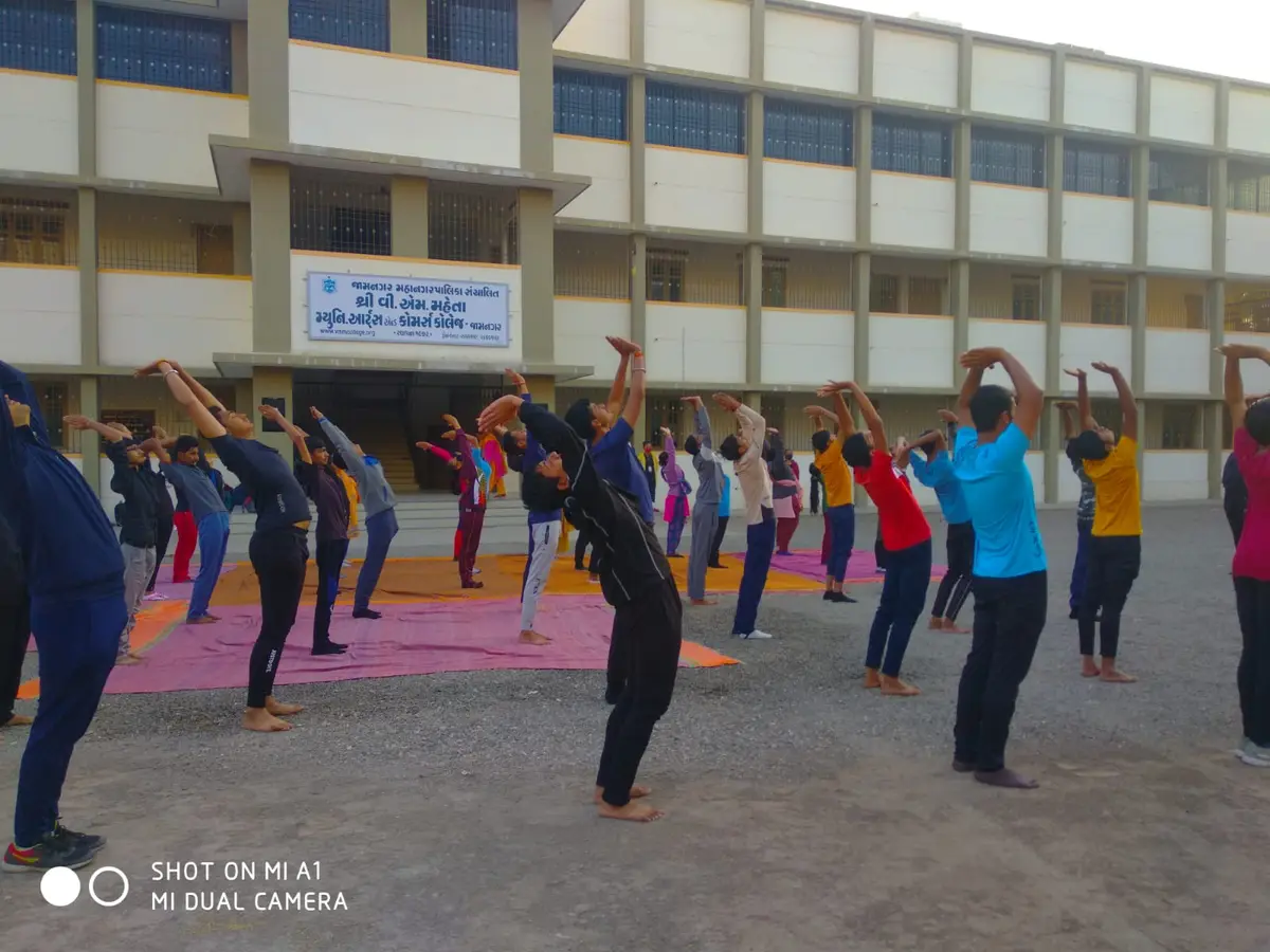 Shri V.M.Mehta Municipal Arts and Commerce College: campus photo 6