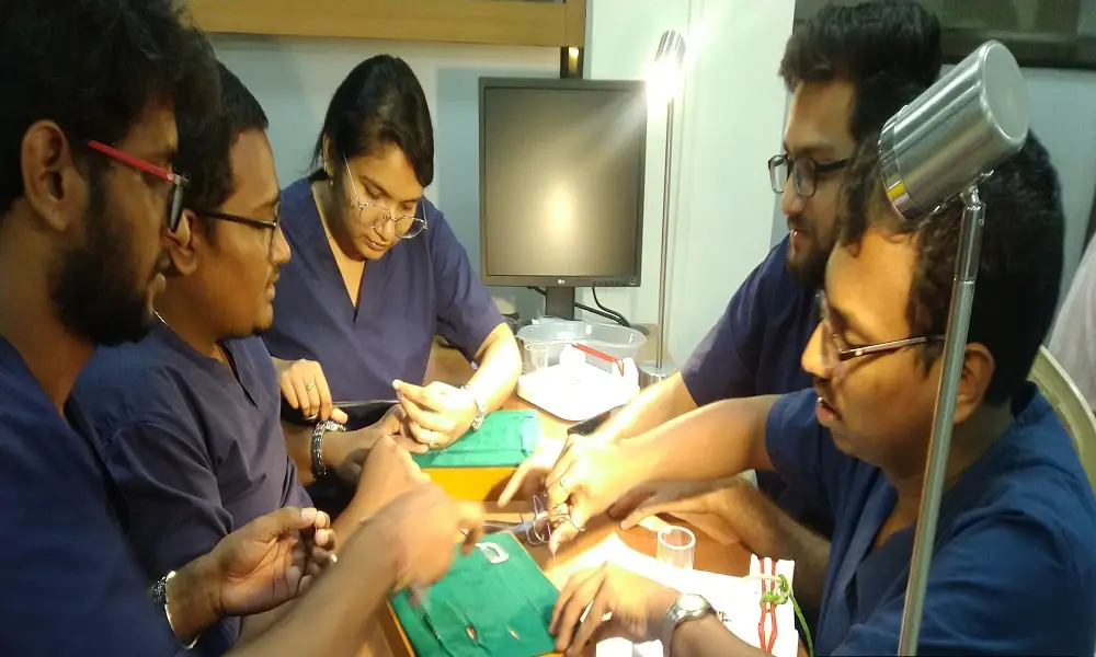 Shri VITHALRAO JOSHI CHARITIES TRUST's, B.K.L. WALAWALKAR RURAL MEDICAL COLLEGE: campus photo 1
