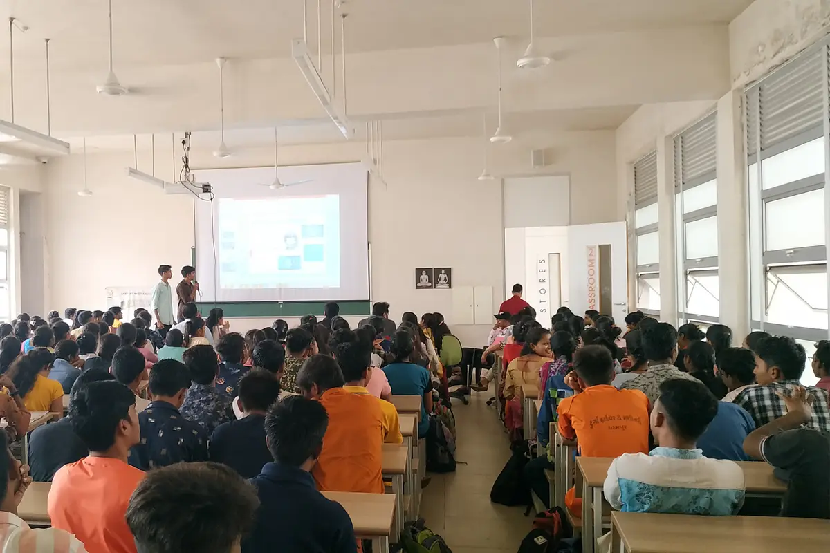 Shrimad Rajchandra Vidyapeeth: campus photo 1