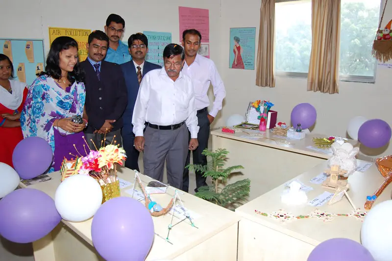 Shrimant Jayshreemaladevi Naik-nimbalkar Institute Of Management Studies: campus photo 8