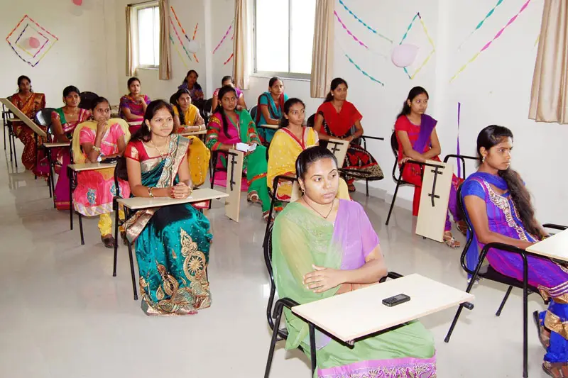 Shrimant Jayshreemaladevi Naik-nimbalkar Institute Of Management Studies: campus photo 3