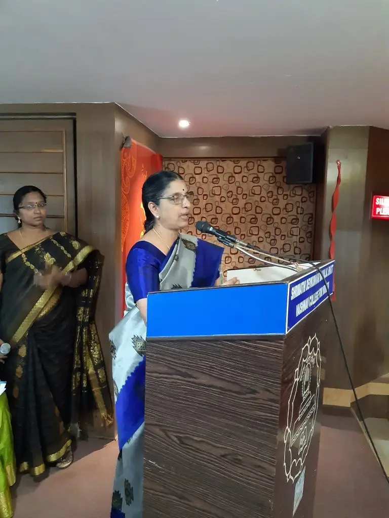 Shrimathi Devkunvar Nanalal Bhatt Vaishnav College for Women: campus photo 4