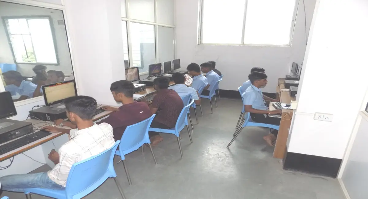 Shriram Institute of Engineering and Technology Poly Paniv campus photo 2