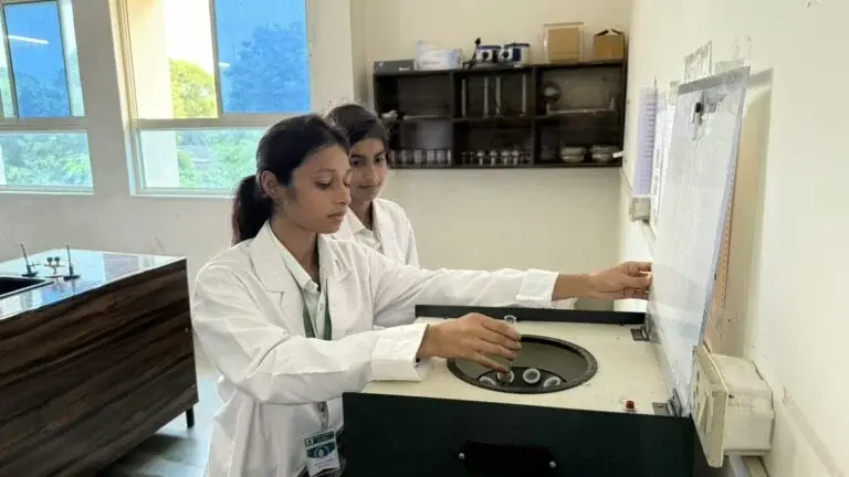 Shriram School of Pharmacy: campus photo 4