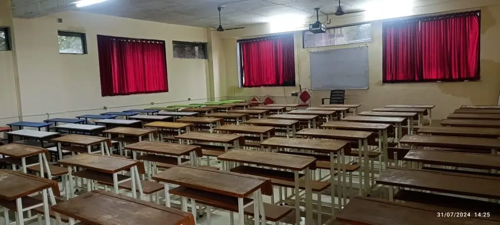 Siddharth College of Pharmacy and Research Centre: campus photo 3
