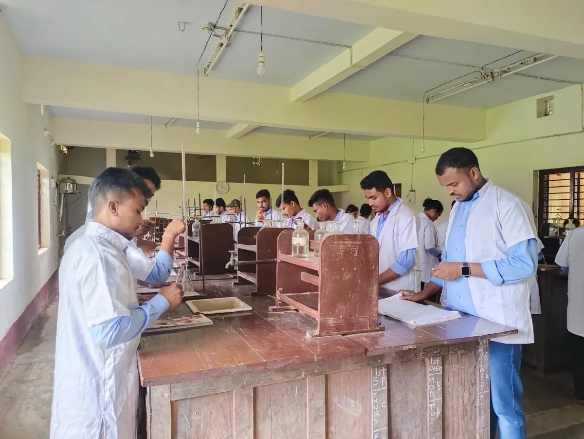 Siddheswar College of Pharmaceutical Sciences: campus photo 2