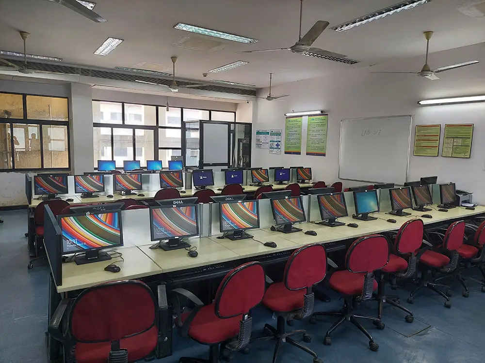 SIES Graduate School of Technology: campus photo 2