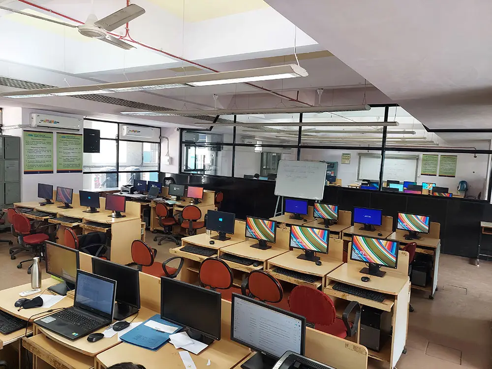 SIES Graduate School of Technology: campus photo 7
