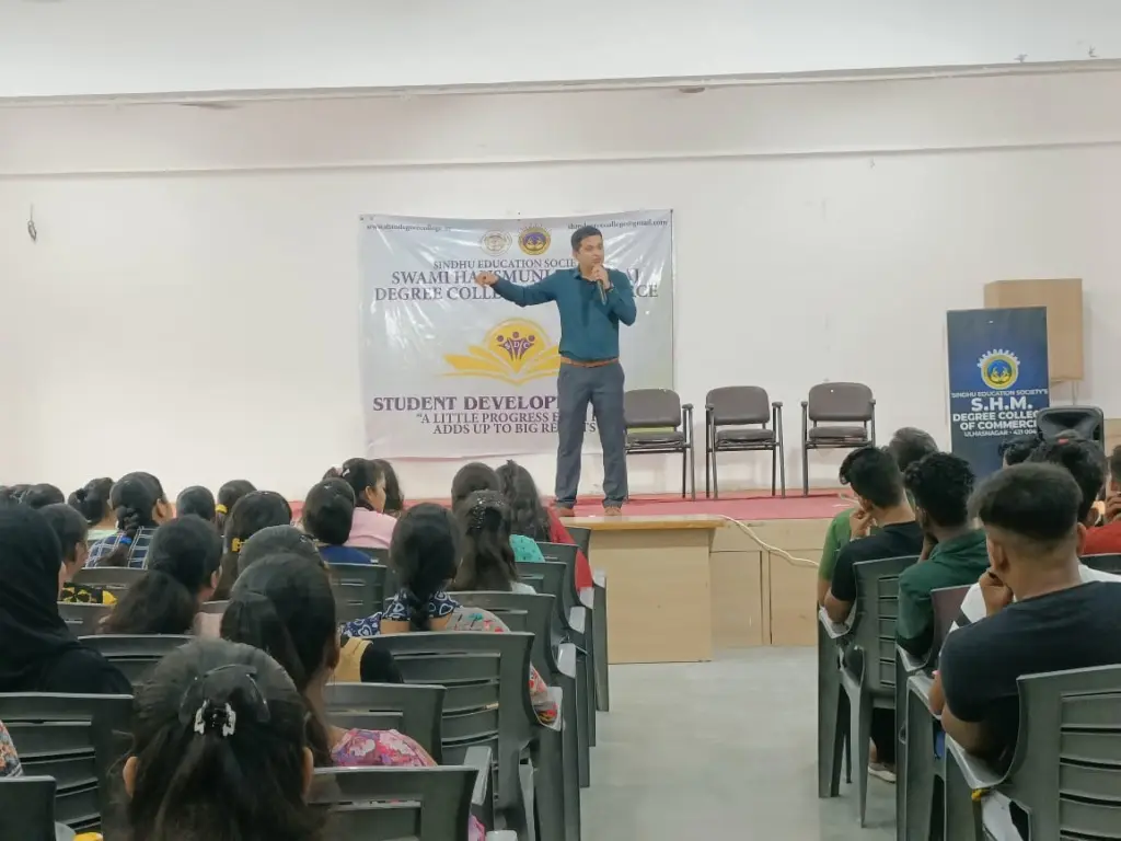 Sindhu Education Societys, Swami Hansmuni Maharaj Degree College of Commence: campus photo 7