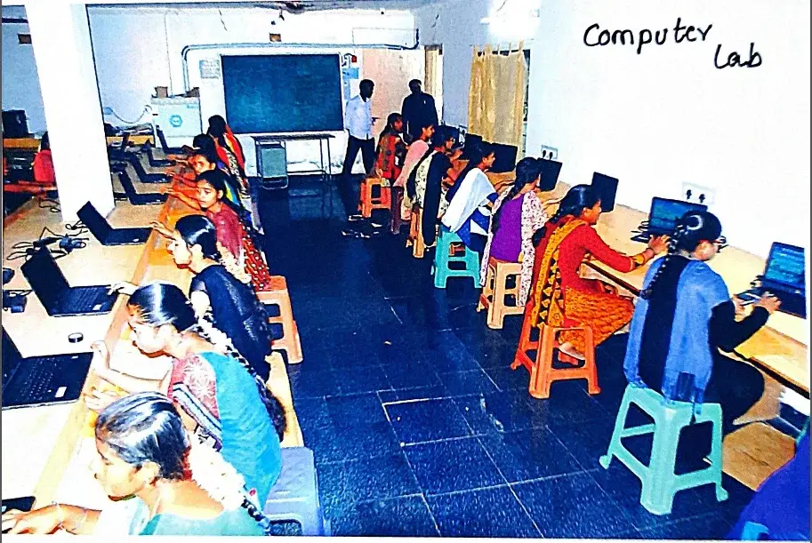 Sir C.V. Raman Degree College: campus photo 4