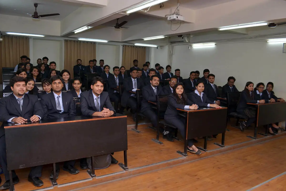 SKIPS University: campus photo 2