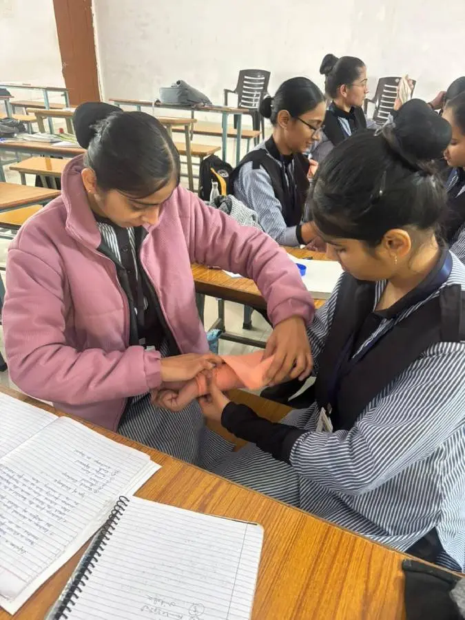 Smt Dakuben Saremalji Sancheti Nursing Instituteitute: campus photo 8
