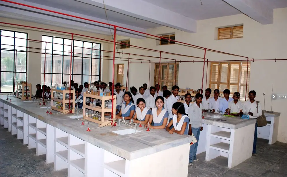 Smt.Genda Devi Mahavidyalaya Allipur Barwara: campus photo 7