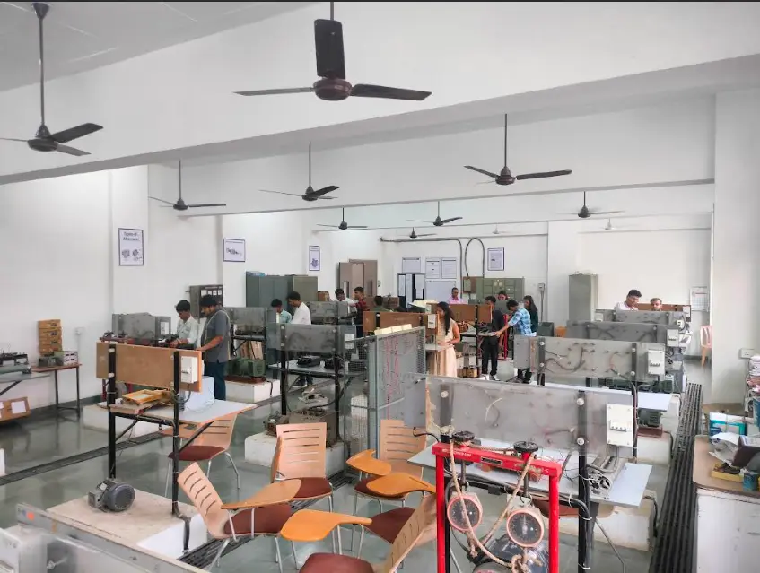 Smt. Indira Gandhi College Of Engineering: campus photo 4