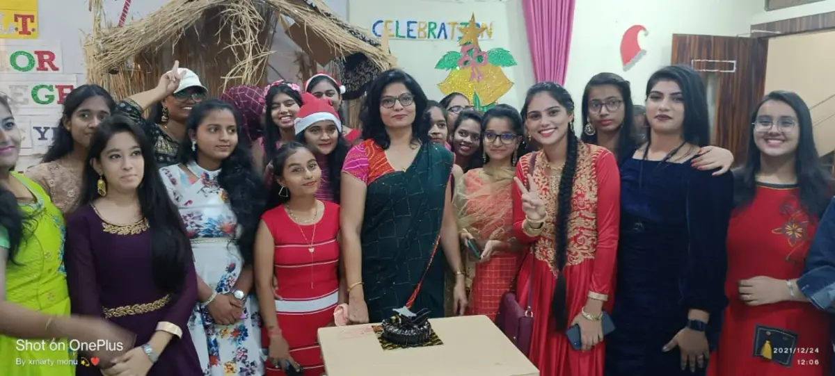 Smt K L Tiwari Degree College of Commerce and Science: campus photo 4
