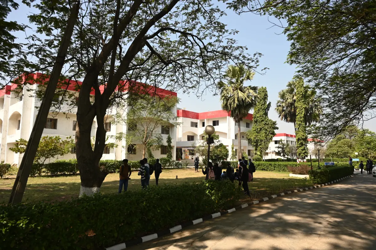 Smt Kusumben Kadakia Institute of Computer Application: campus photo 8