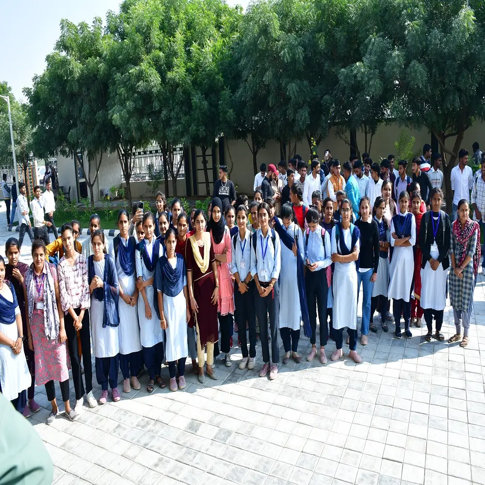 Smt. Mohani Devi Chachan Government College: campus photo 3