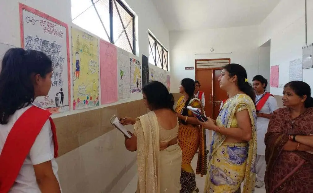 Smt. Narayani Devi Verma Women's Teachers Training College (Mahila Ashram): campus photo 8