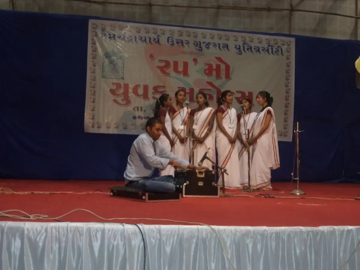 Smt. R. R. H. Patel MAHILA ARTS COLLEGE VIJAPUR: campus photo 4