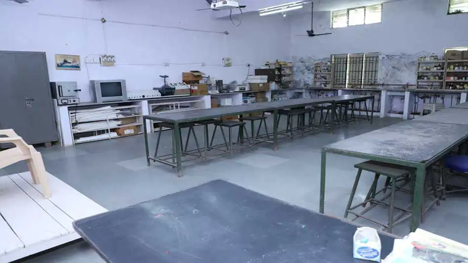 Smt. Sadguna C.U.Shah Home Science and C.U.Shah Arts & Commerce Mahila College: campus photo 5