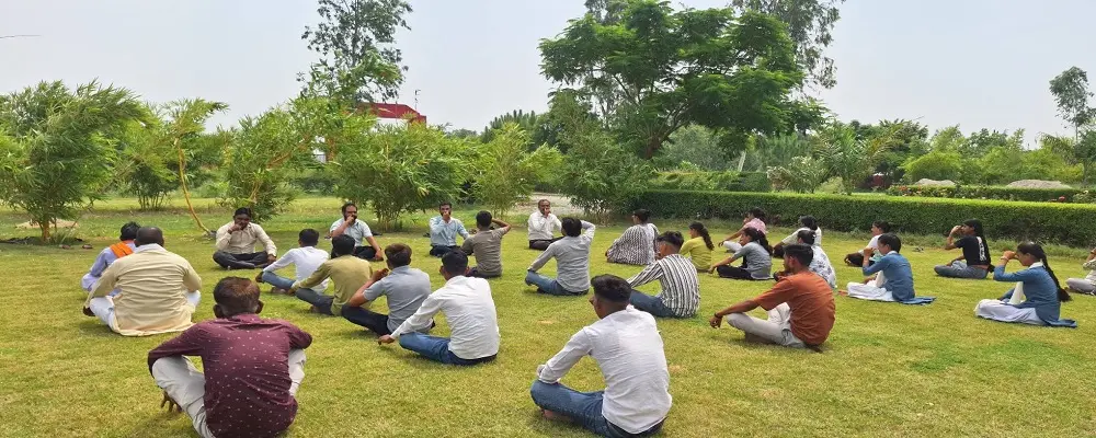 Smt Santosh Kumari Pathak Smriti Mahavidhyalaya Goora Barela Miaun Budaun: campus photo 6