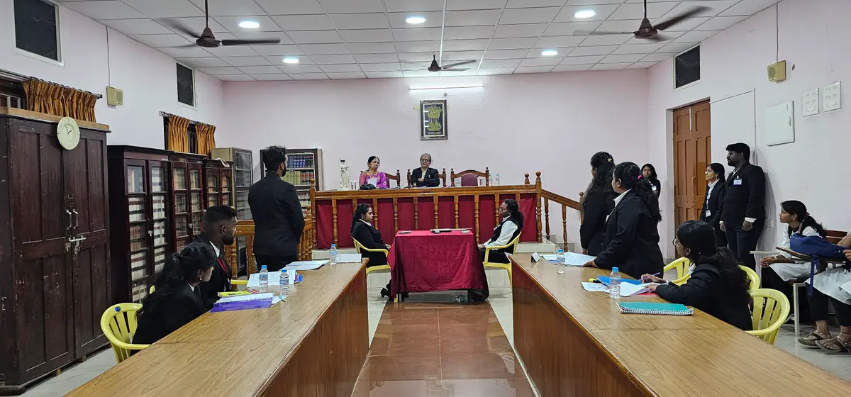 Smt. Velagapudi Durgamba Siddhardha Law: campus photo 5