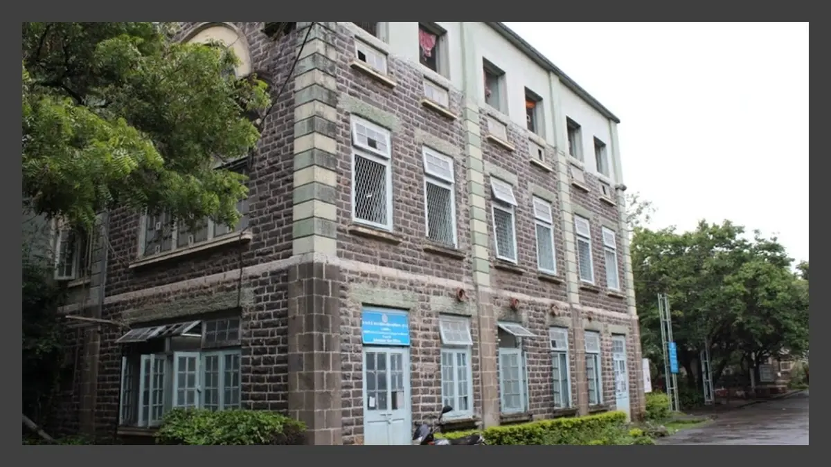 SNDT campus photo 4