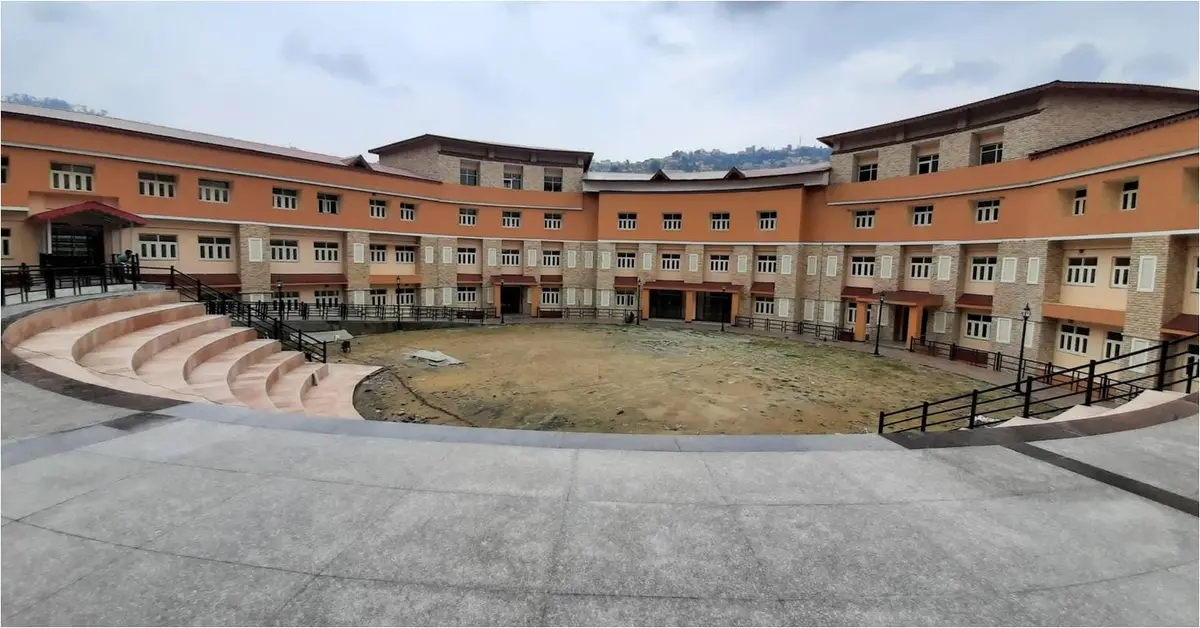 Soban Singh Jeena Government Institute of Medical Science and Research: campus photo 1
