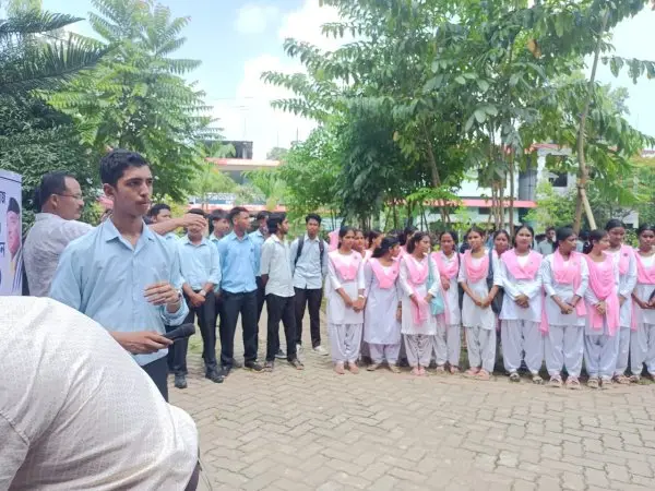 Sonari Commerce College: campus photo 2