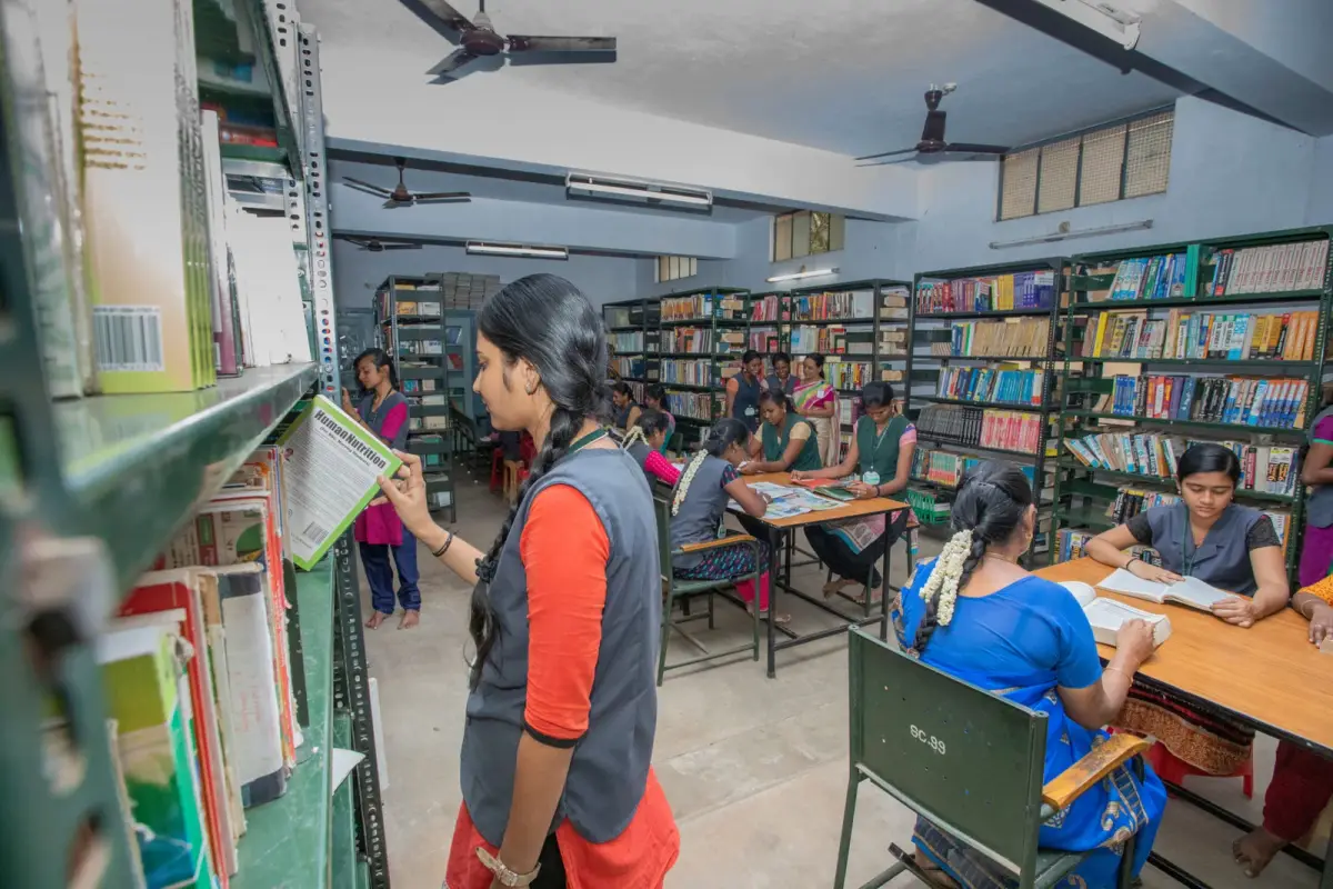 Sourashtra College for Women: campus photo 1