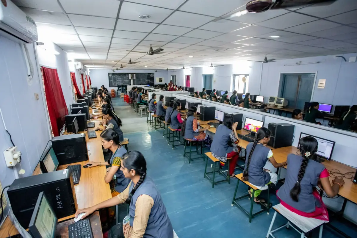 Sourashtra College for Women: campus photo 5