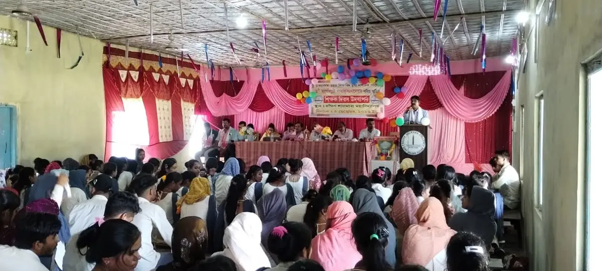 South Salmara College: campus photo 3