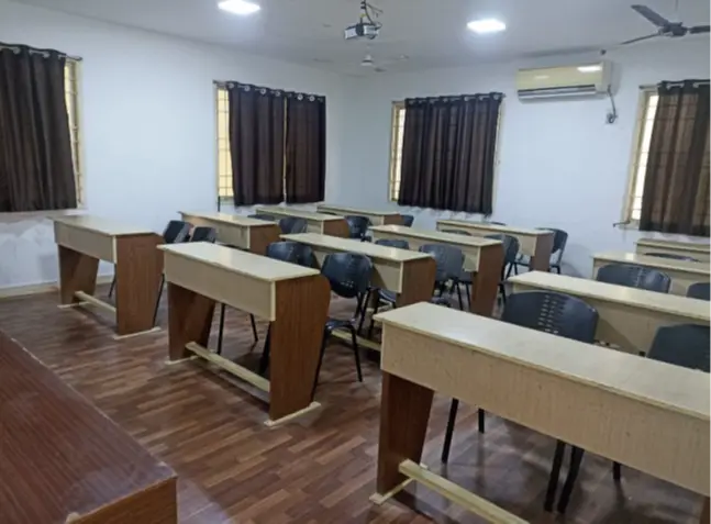 SAOMS campus photo 3