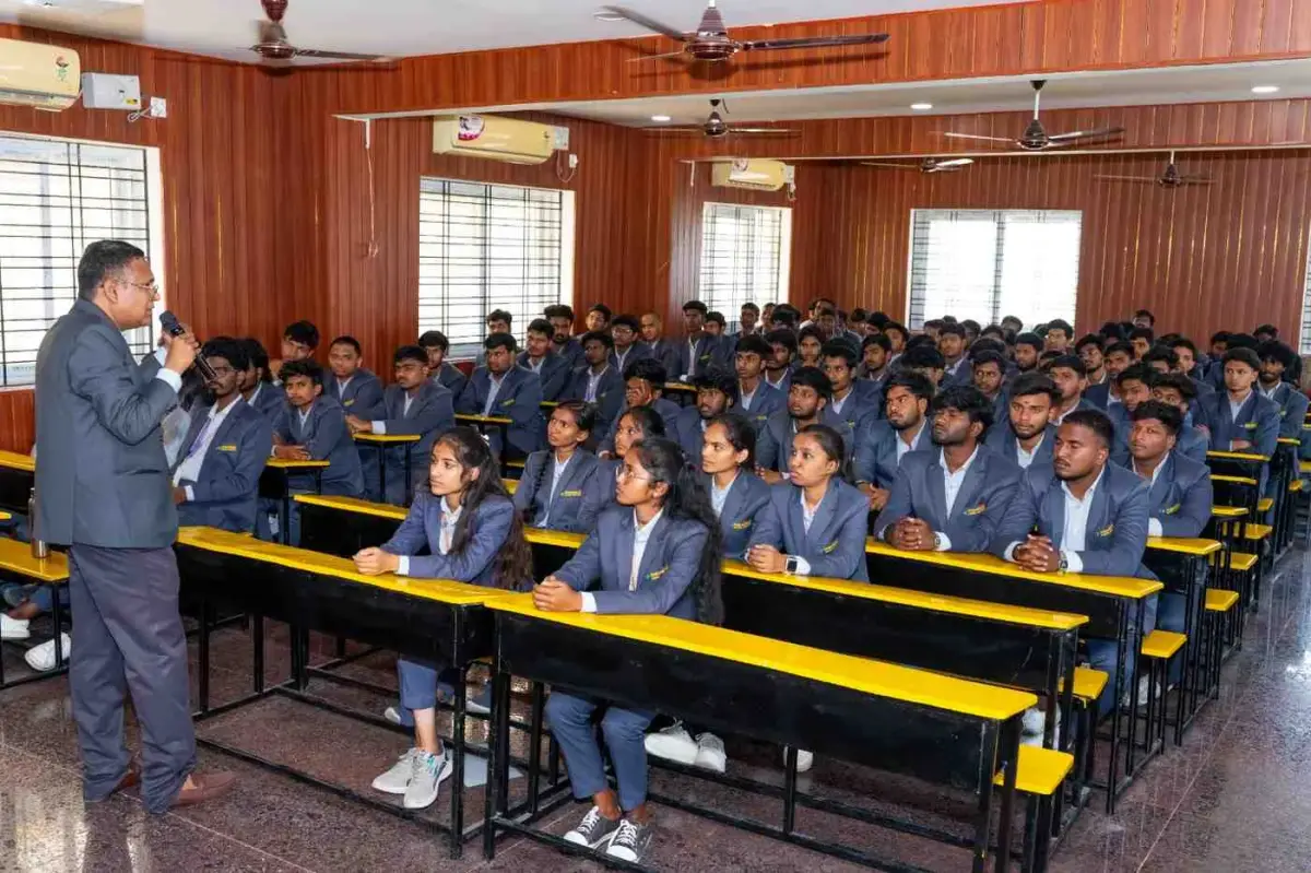 Spoorthy Degree & P.G. College: campus photo 3