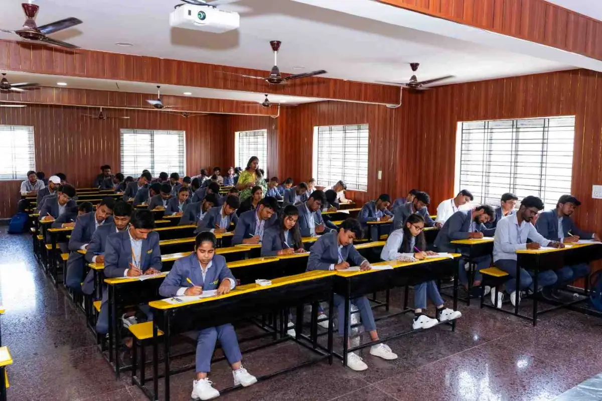 Spoorthy Degree & P.G. College: campus photo 1