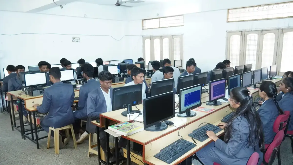 Spoorthy Degree & P.G. College: campus photo 7