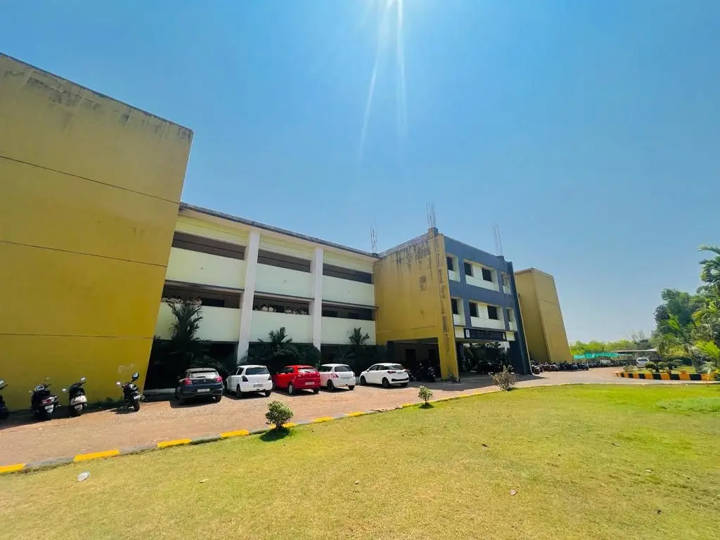 Sree Narayana College of Management Studies Periya: campus photo 1
