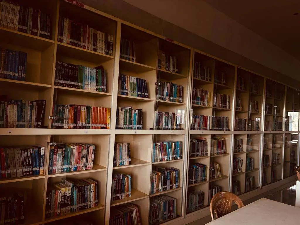 Sree Narayana College of Management Studies Periya: campus photo 3