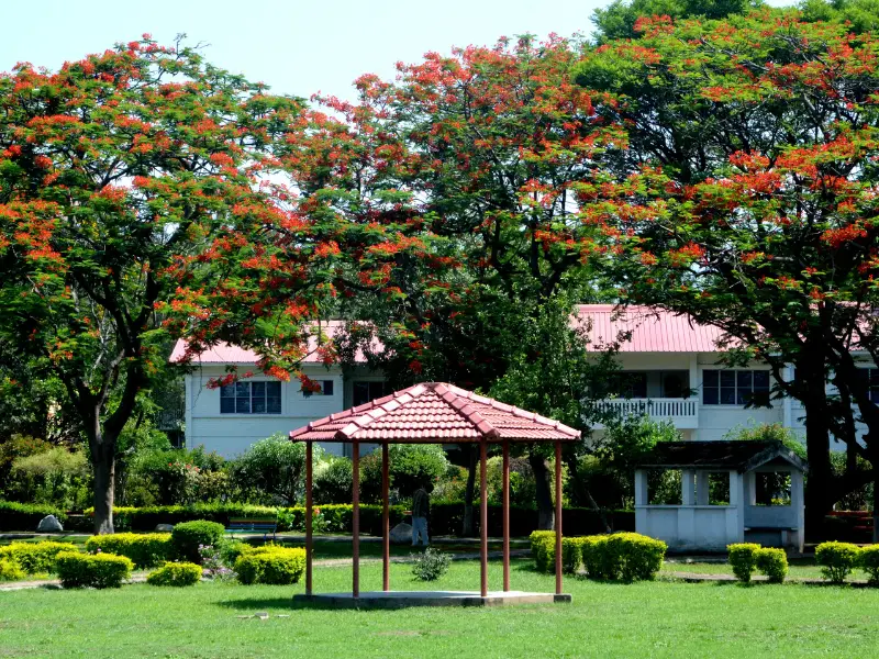 SRHU campus photo 8