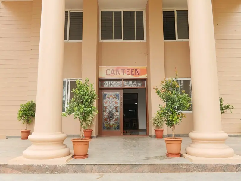 Sri Chamundeshwari Medical College Hospital and Research Institute: campus photo 3