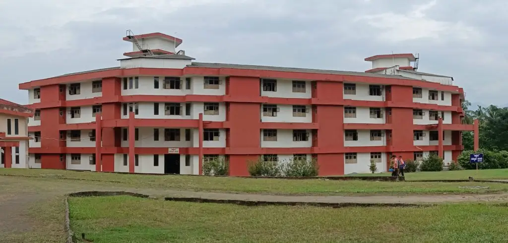 Sri Dharmasthala Manjunatheshwara Polytechnic campus