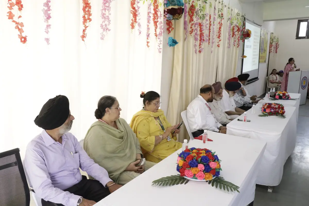 Sri Guru Nanak Girls College: campus photo 5