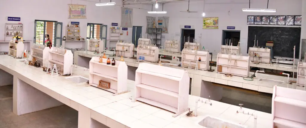Sri Kuvempu Maha Vidhyalaya, FGC, Channapatna: campus photo 4