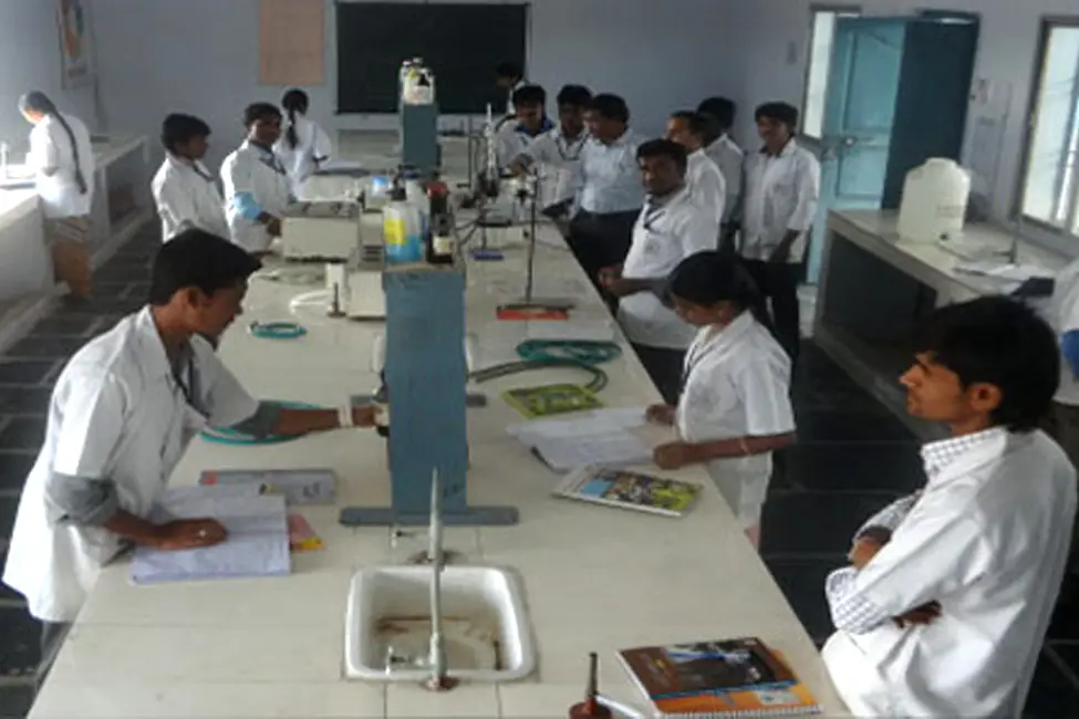 Sri Lakshmi Venkateswar Institute of Pharmaceutical Sciences: campus photo 7