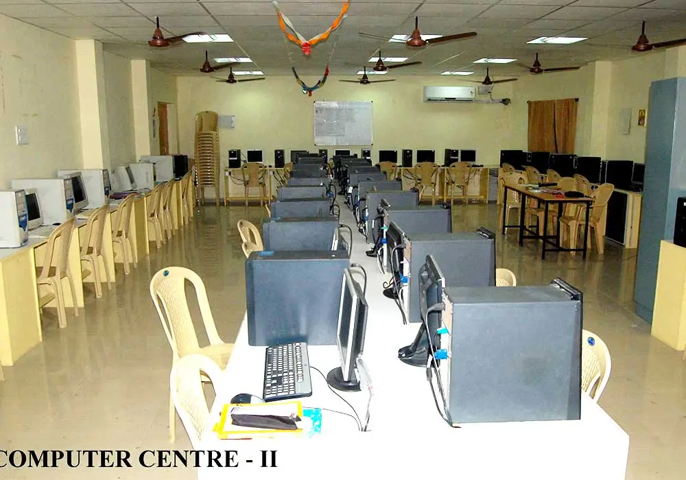 Sri Manakula Vinayagar Polytechnic College: campus photo 2