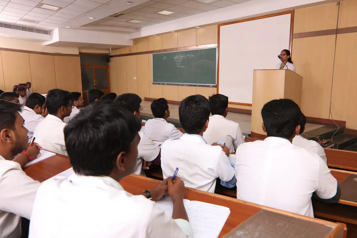 Sri Venkateshwaraa Medical College Hospital and Research Centre: campus photo 7