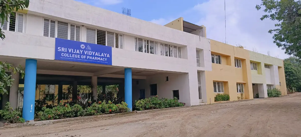 Sri Vijay Vidyalaya College of Pharmacy: campus photo 1