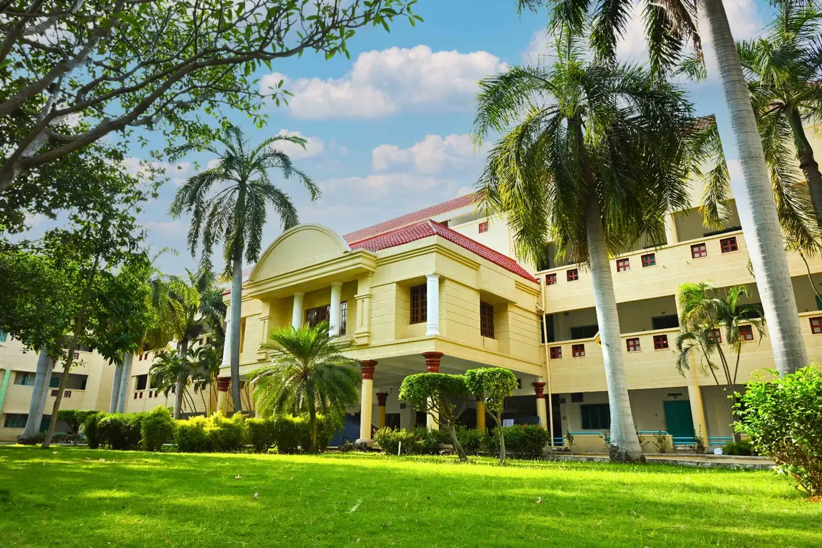 Srinivasan Nursing College: campus photo 4