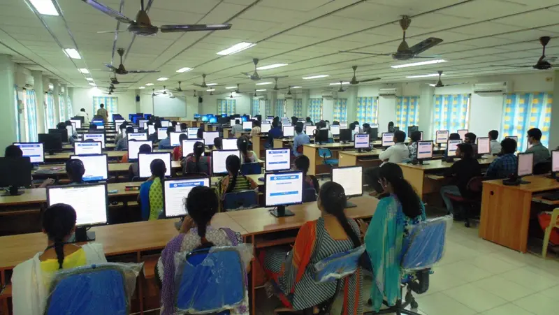 SRKR Engineering College: campus photo 2