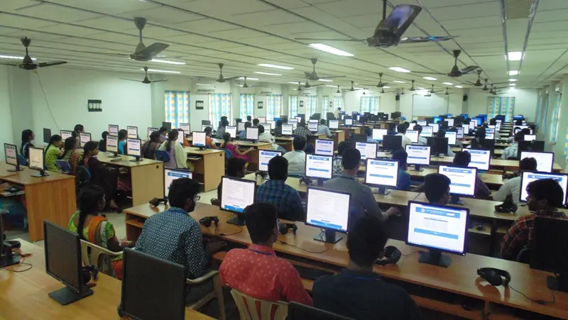 SRKR Engineering College: campus photo 3